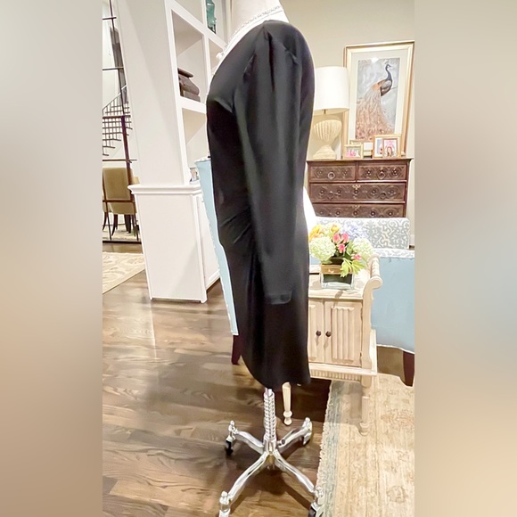 Donna Morgan Black M/Size 8-10 Long Sleeve, Scoop Neck, Stretch Knit Short Dress - Picture 3 of 7